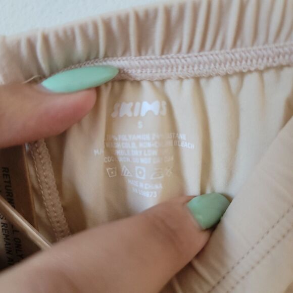 Skims  fits every body High-Waisted Legging Shapewear NWT size S color clay beig - Picture 5 of 6